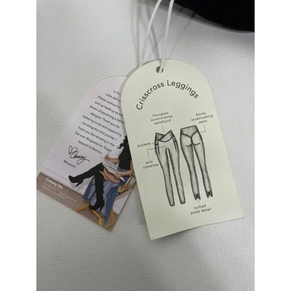 Women's Black High-Waisted Leggings - Picture 7 of 7